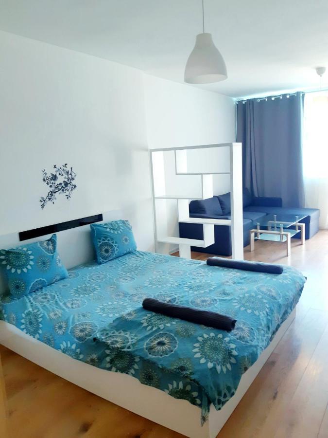 Huge Apartment With A Parking Space In The Same Building София Экстерьер фото